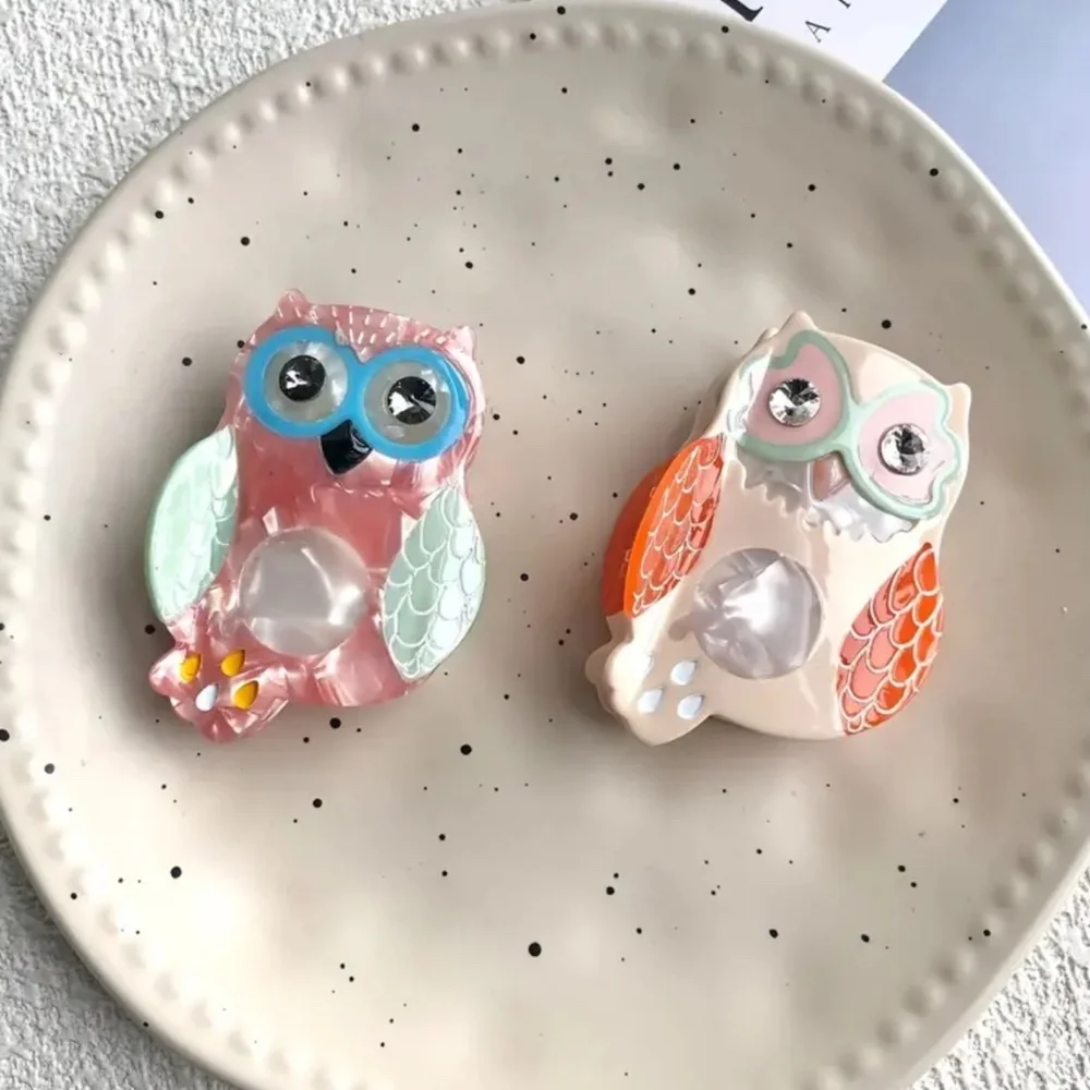 Orange Owl Hair Claw